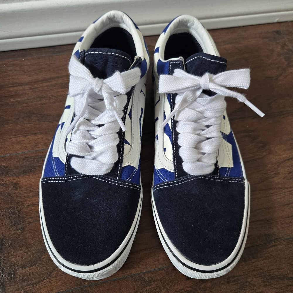 Vans Blue, Black & White Old Skool Vans Logo Sneakers